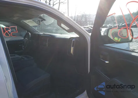 2015 Chevrolet Silverado 1500 1Lt z USA, uszkodzony, nr VIN 3GCUKREC0FG512199